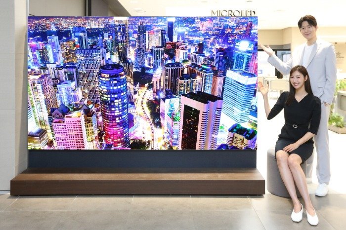 Samsung Electronics unveils 114-inch Micro LED