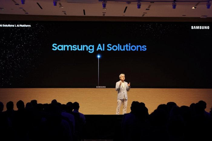 Samsung unveils new foundry tech; AI chip sales to rise ninefold