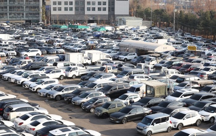 Slowing economy, opportunity for S.Korean used car sellers