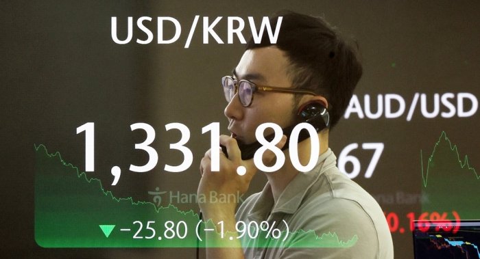 Korean won at 5-mth high; BOK may not lower interest rate