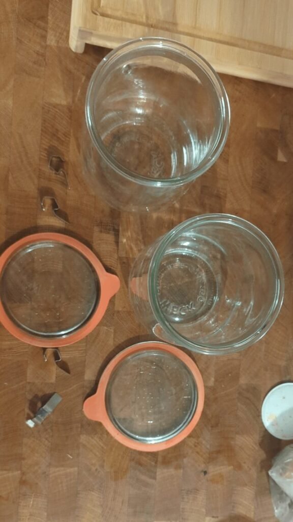 Wil these lids for these jars be to tight for kimchi? (Newbie)