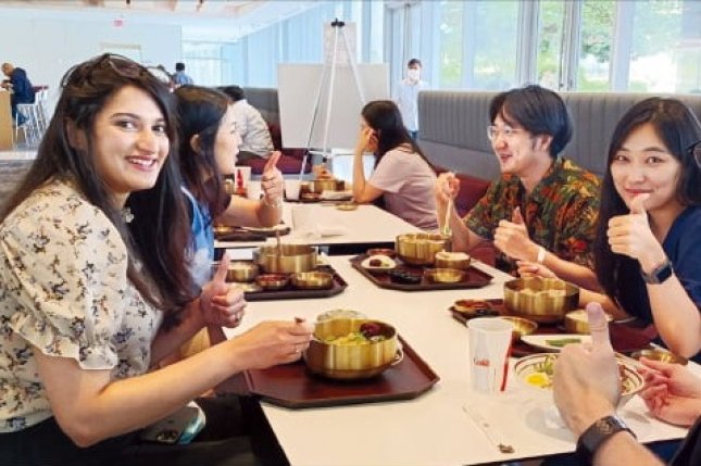 S.Korea’s office cafeteria firms expands overseas markets