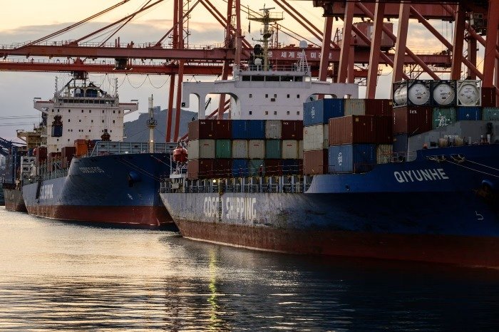 Trump’s Tariffs Are Hitting Exports, Early Korean Data Show