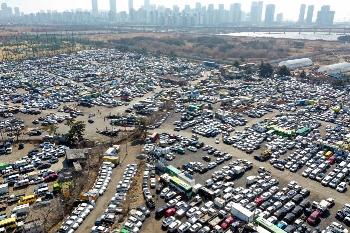Exports of Korea-made used cars to hit record high in 2025
