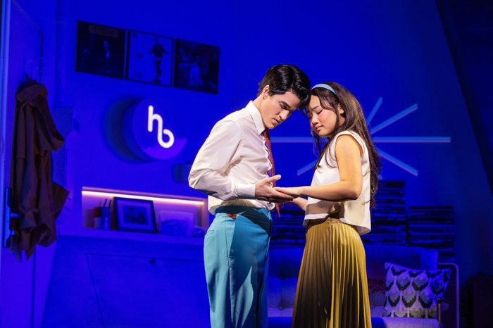 Maybe Happy Ending: A robot love story that rewrote Broadway playbook