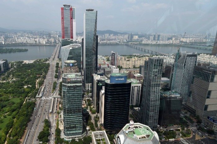 Korean financial firms launch global IR blitz to woo foreign capital  