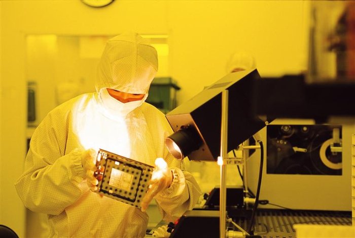 Is chip winter over? Doomsayers gone as Korea’s DRAM exports surge