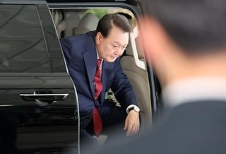Special counsel to pursue legal action after Yoon declines part of questioning