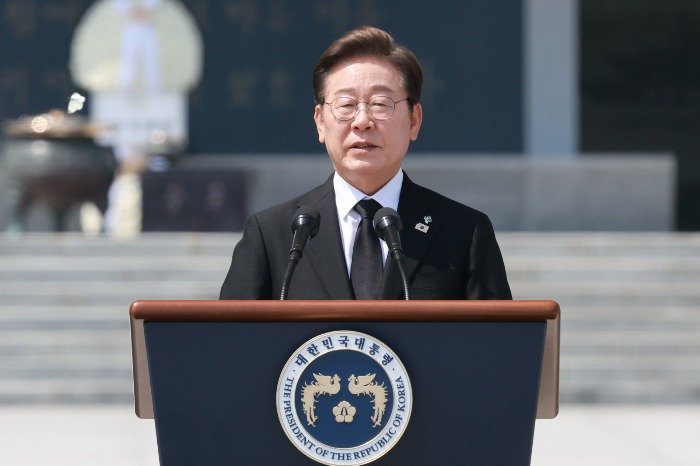 S.Korea to elevate science minister to deputy prime minister to lead AI race