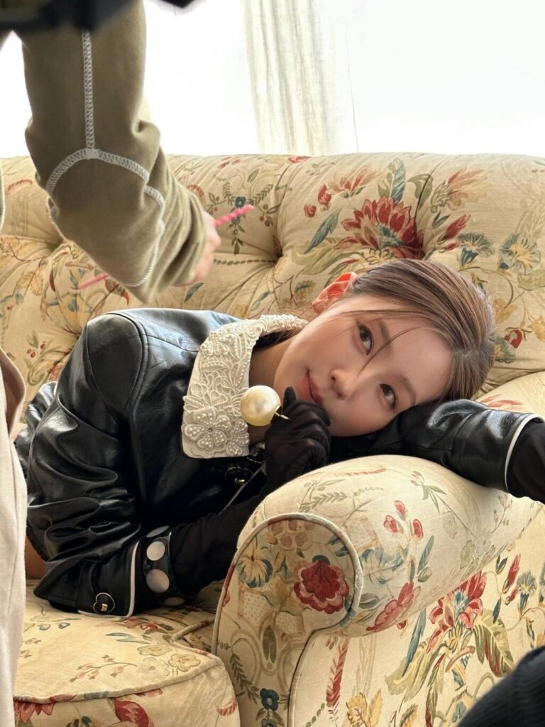 Inside Miyeon’s Latest Instagram Moments: Unveiling the Star Power of i-dle’s Vocal Luminary