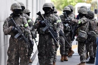 Bomb threats heighten public anxiety as authorities scramble for leads
