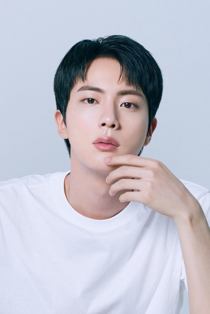 K-pop boys, K-beauty’s choice to accelerate global expansion