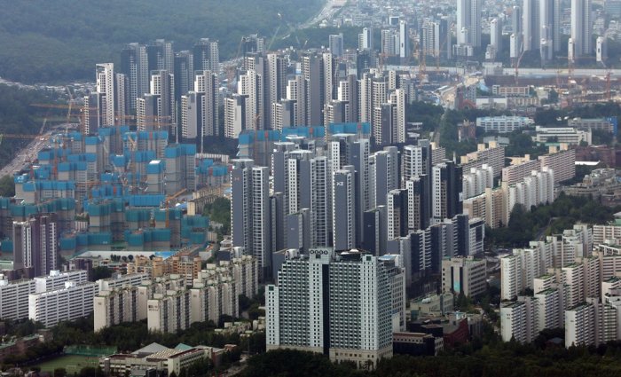 Korea tightens curbs on foreign homebuyers with new permit system amid speculation fears