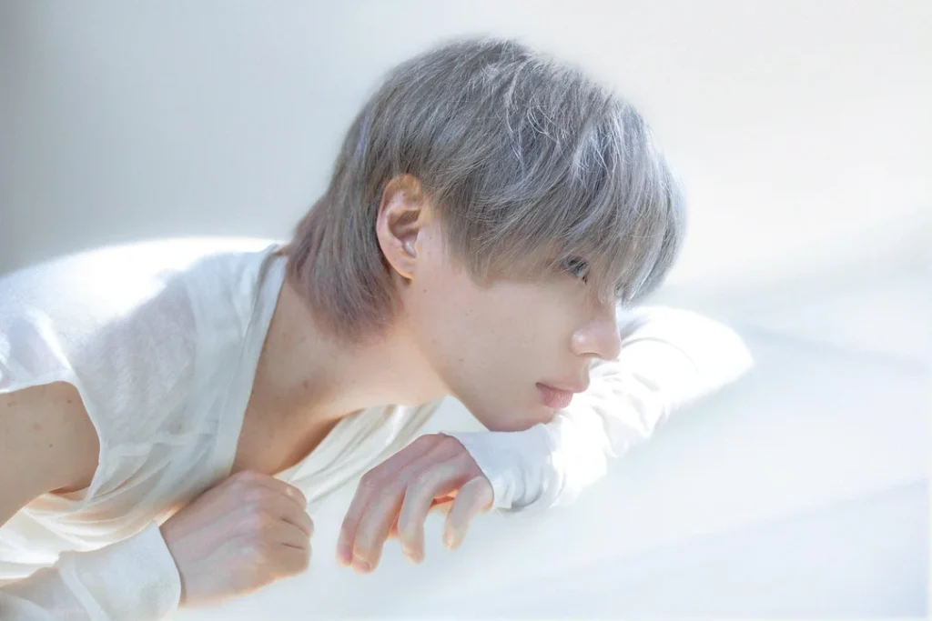 Taemin Unveils Enigmatic Single “Veil” with Striking Concept Photos Showcasing His Artistic Evolution