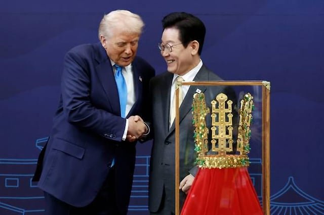 Pandering to the wannabe king