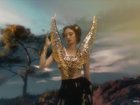 Jennie’s gold crown in the ‘ZEN’ MV is a design inspired by 1,400-year-old Silla artifacts.