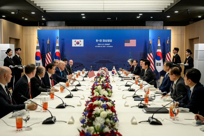 Seoul to finance $200 bn US investment with forex earnings, state-backed bond issues