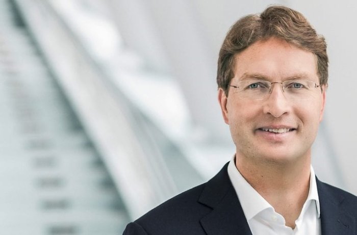 Samsung’s Jay Y. Lee meets with Mercedes-Benz chief in Seoul next week