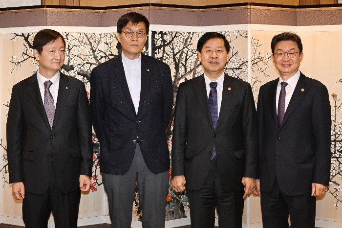 Seoul steps up verbal warning for won’s slide; to discuss with NPS for FX stability