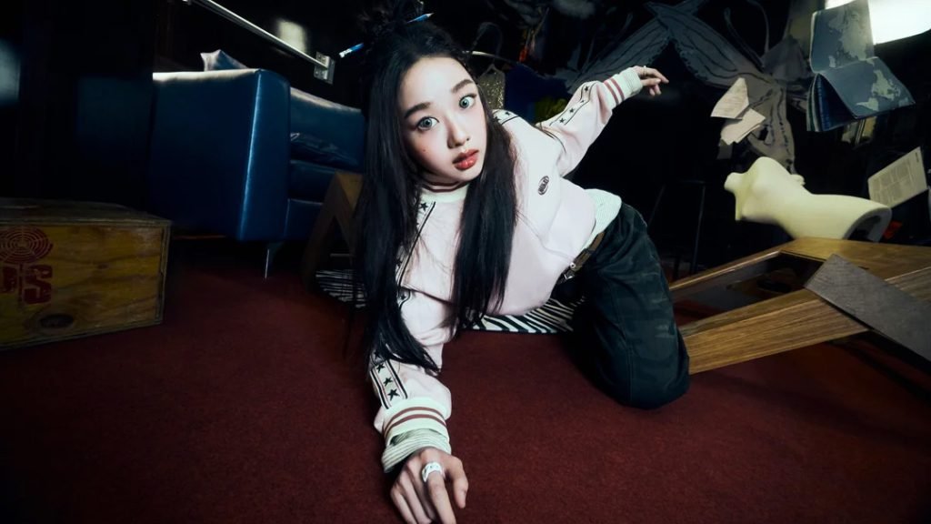 VVUP’s “VVON” Mini Album Concept Photoshoot: A High-Fashion Fusion of Fantasy and Reality with Edgy Styling and Bold Visual Narratives