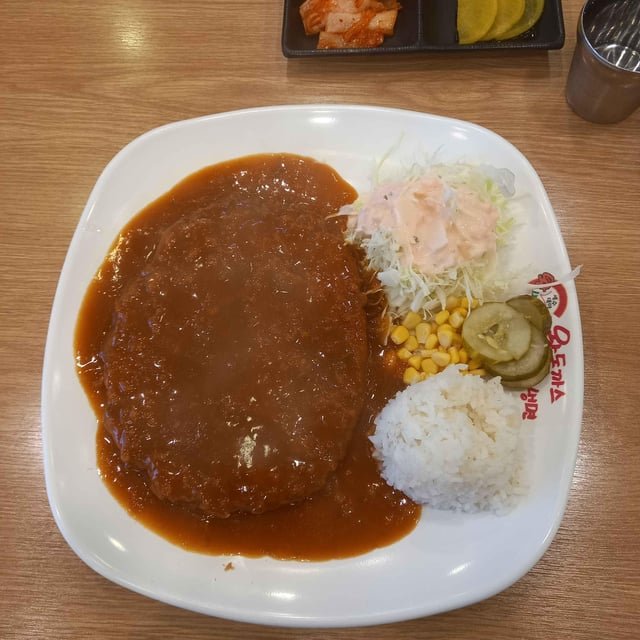 king pork cutlet (왕돈까스)!