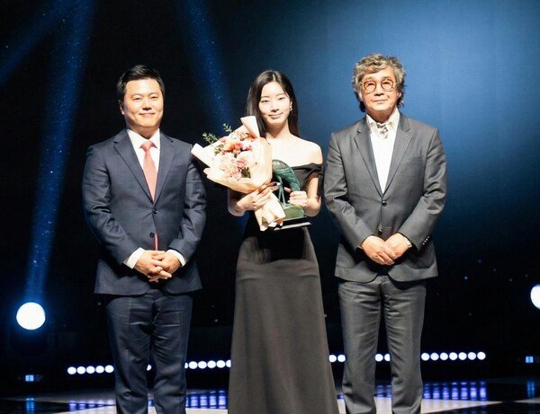 ๋ชจ์๋ง์์ ๊น๋์ ๋ํ์์ฅ, โ์ 29ํ ์ถ์ฌ๊ตญ์ ์ํ์ โ ์ฐธ๊ฐ