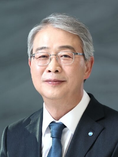 Lim Jong-ryong Secures Reappointment as Woori Financial Chairman