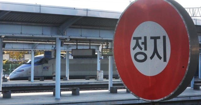 Railway Union Begins General Strike Over Broken Pay Promise on 23rd