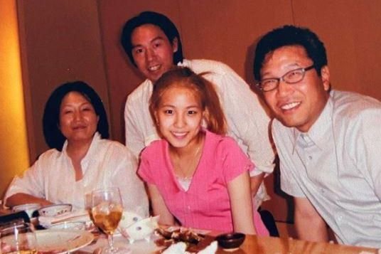 K-pop pioneer BoA at crossroads