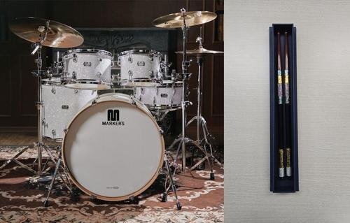 Lee gifts Japan’s Takaichi with drum set