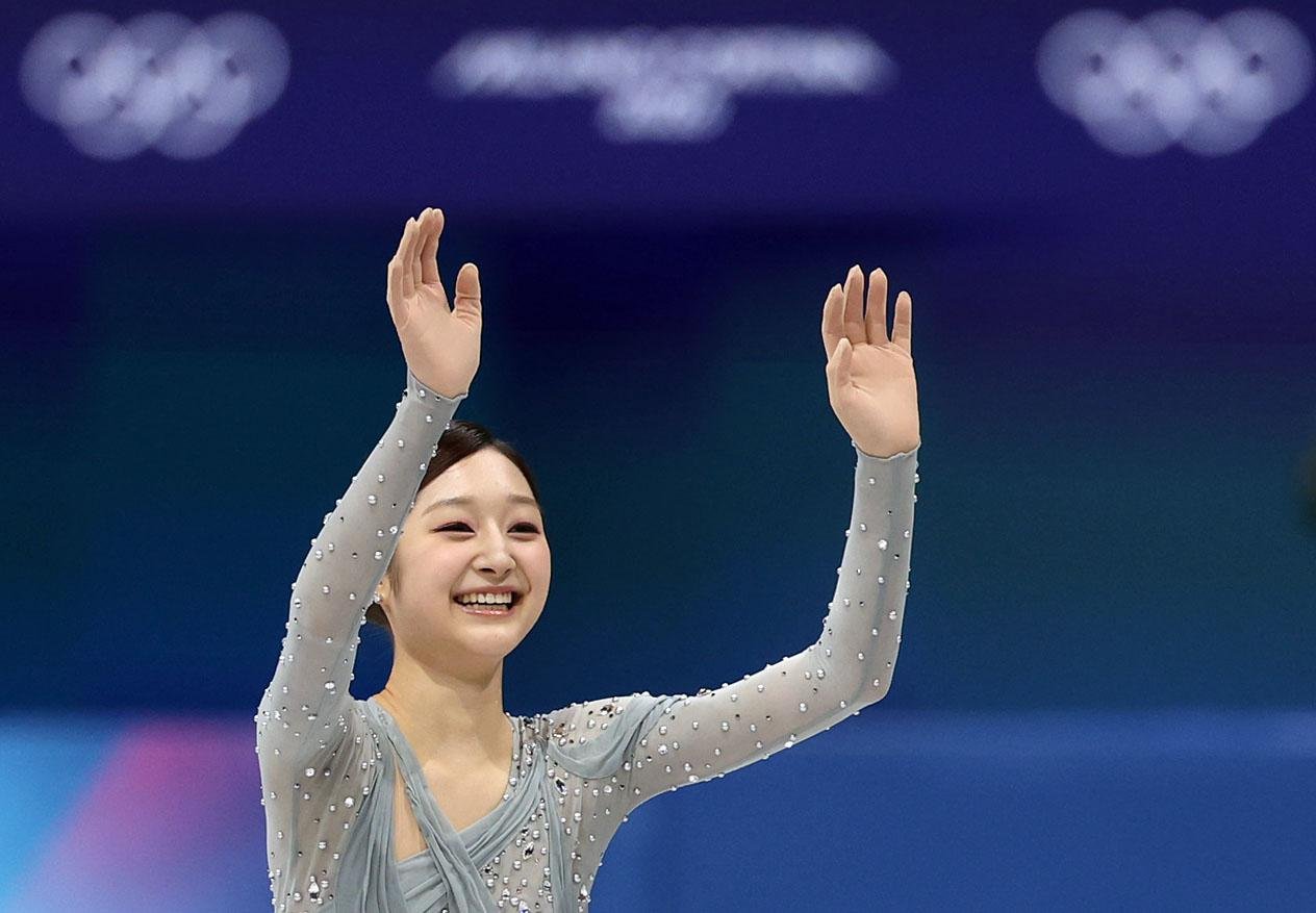 Teen figure skater surprised with own composure in Olympic debut
