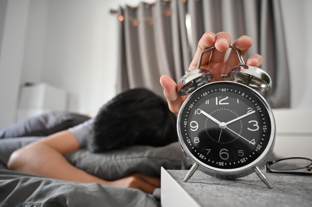 Sleep-deprived Koreans oversleep on holidays — experts warn