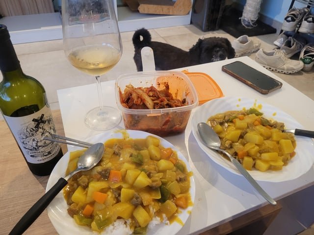 Korean Curry + rice + kimchi