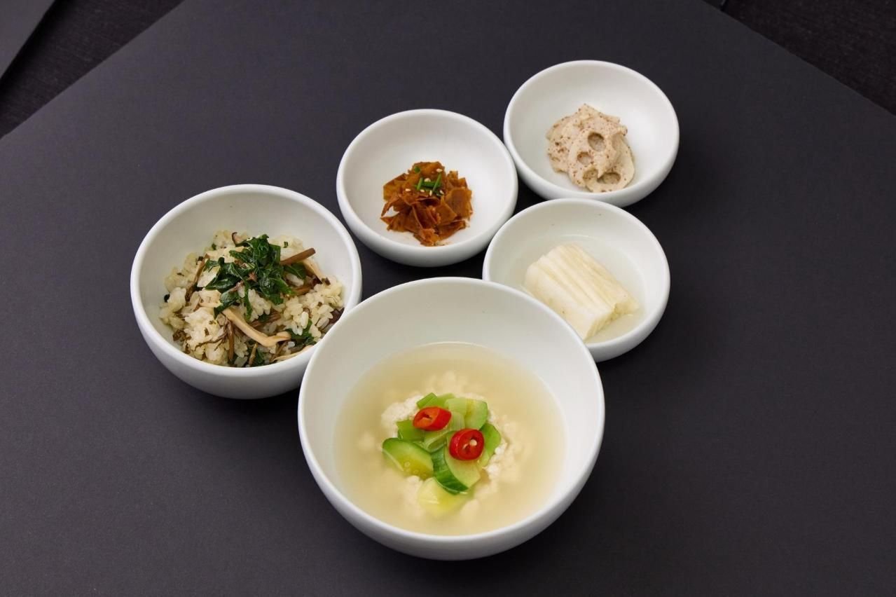 Inflation, hygiene woes hit Korean banchan culture