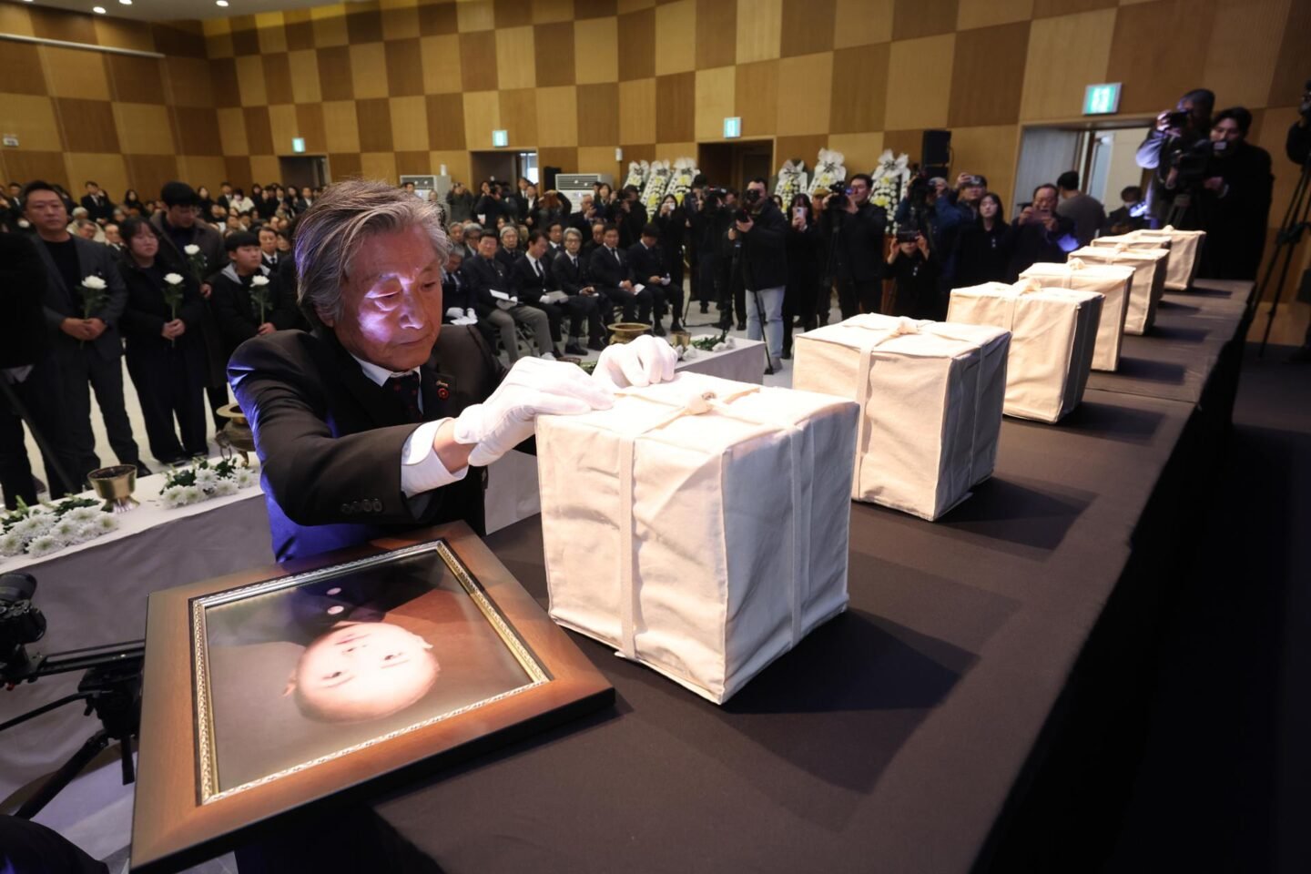 Remains of 7 Jeju massacre victims missing for 77 years identified