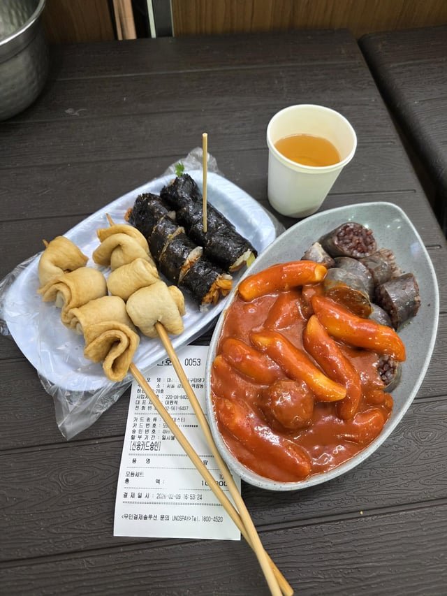 Korean street food! All for KRW$10,000 🇰🇷
