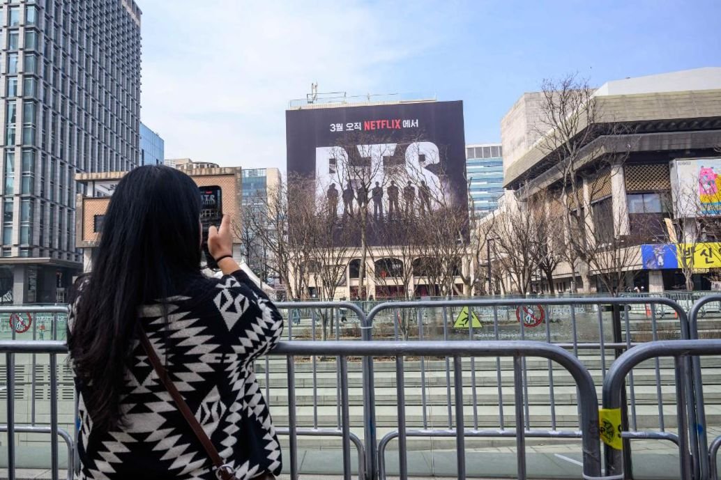 Why K-pop concerts are breaking out of domes, infiltrating cityscapes