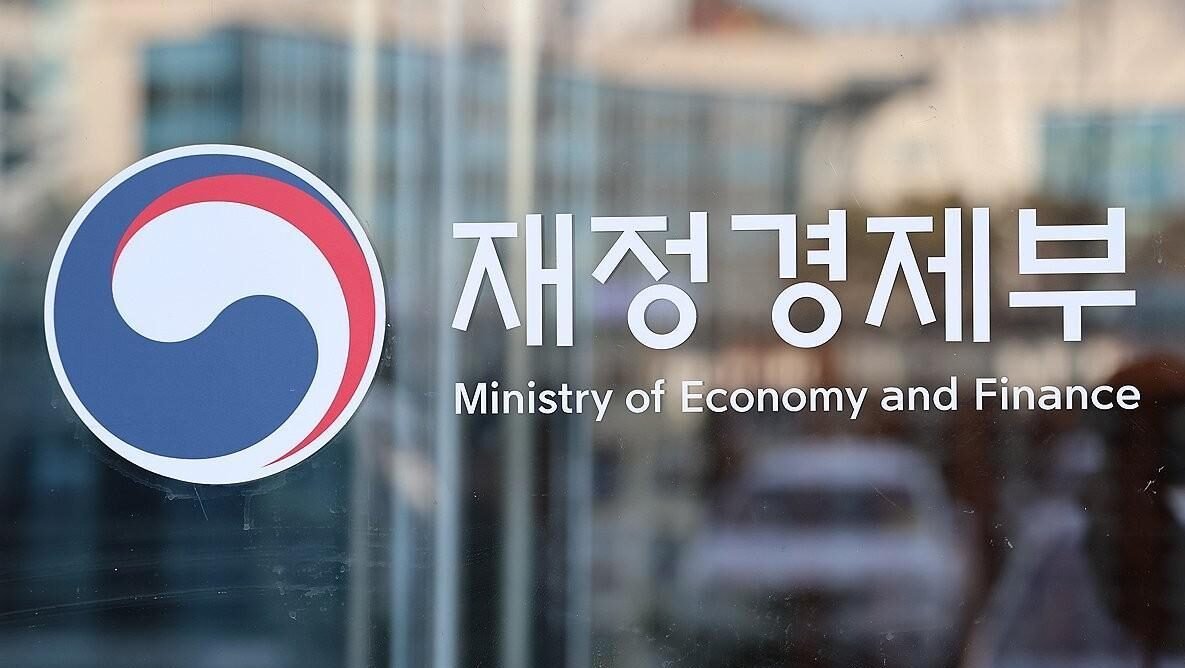 Korea’s overseas direct investment rebounds for 1st time in 3 years in 2025