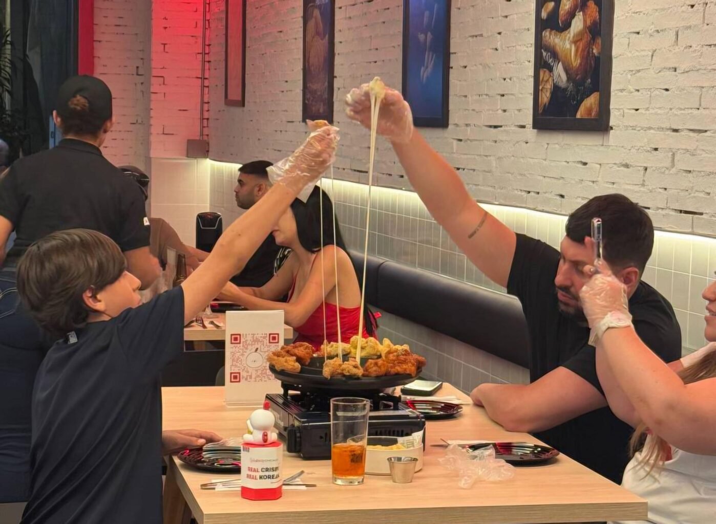 [PHOTO] Genesis BBQ makes South America debut