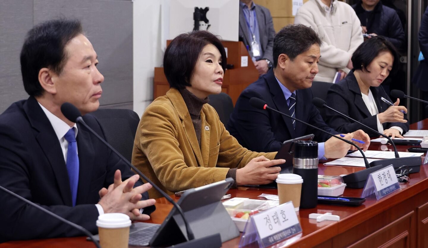 Ruling party voices concerns about possible plunge in exports to Middle East amid escalating war