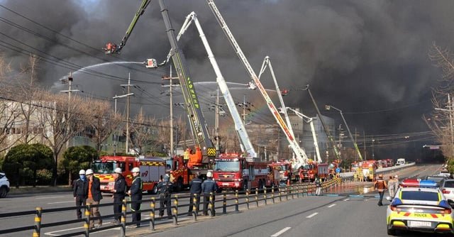10 dead, 59 injured, 4 missing after massive fire engulfs auto parts factory in Daejeon, South Korea. Workers jumped from windows to escape. 200kg of sodium inside prevented firefighters from using water. Deadliest factory fire since 2024 lithium battery disaster.