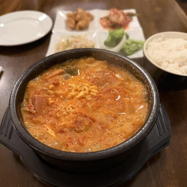 Budae jjigae for a rainy night
