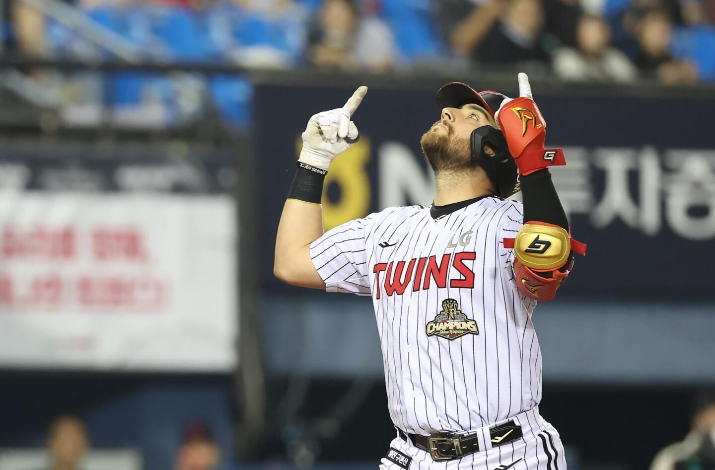 Twins slugger Dean takes pride in defense at first base