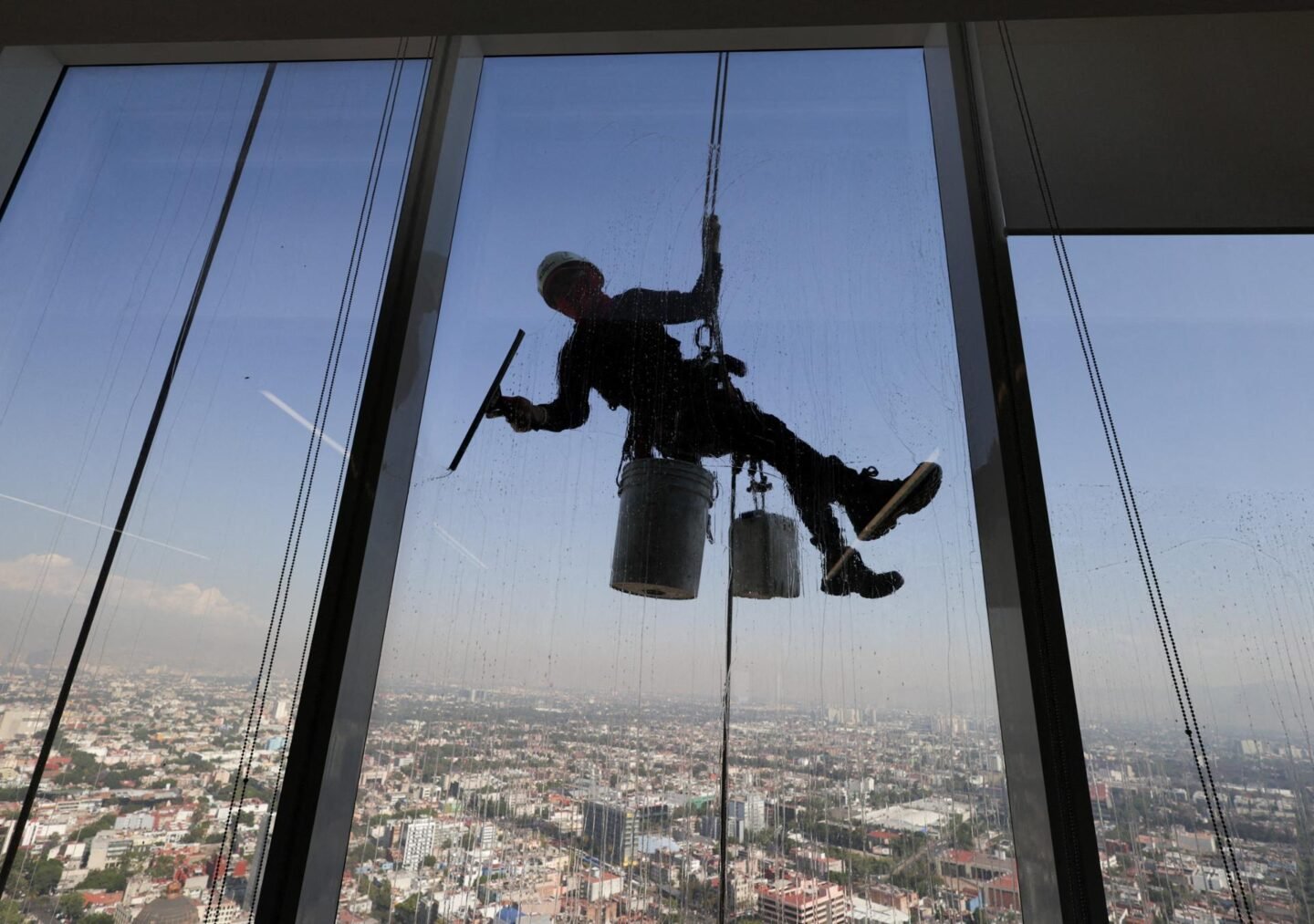 [PHOTOS] Labor Day: Workers worldwide deserve a better future