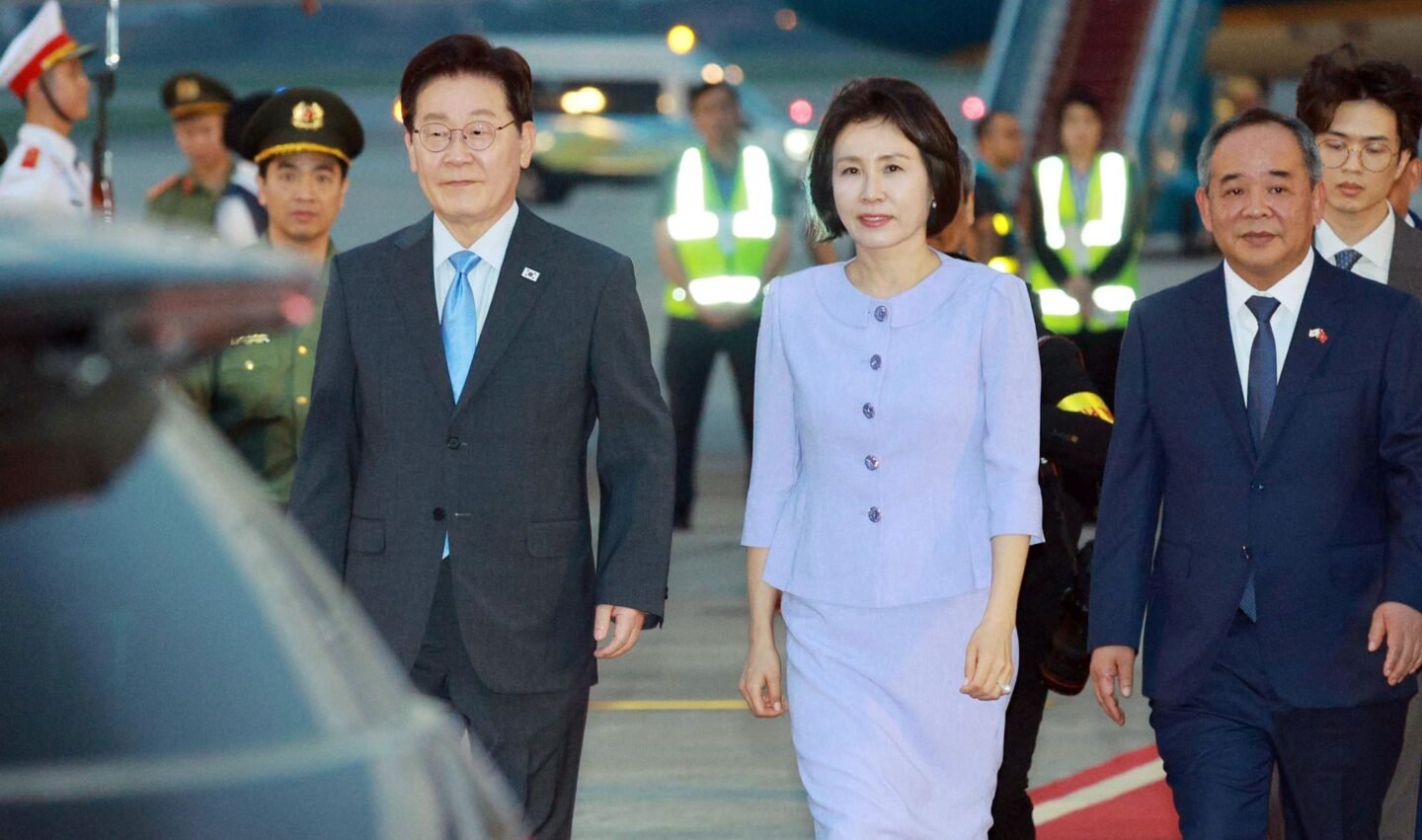 Lee to meet Vietnam’s top 3 political leaders during state visit
