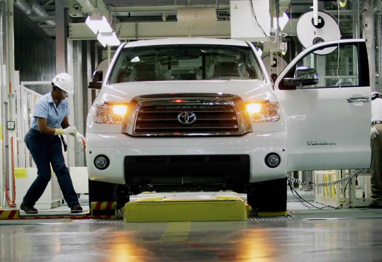 Trump administration wants to raise North American auto content to 82%, with half from US