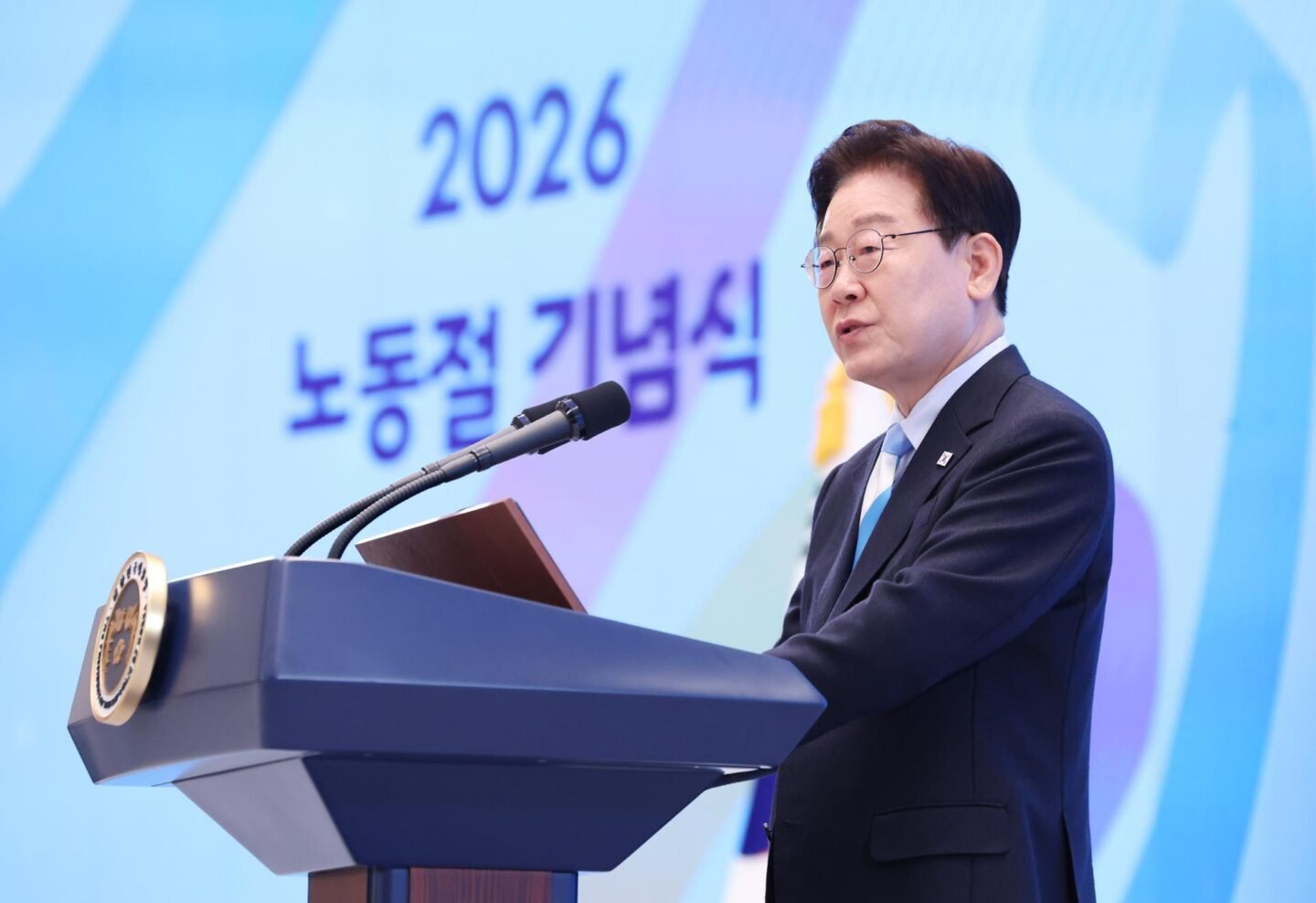 Lee vows zero compromise on workplace safety in Labor Day address