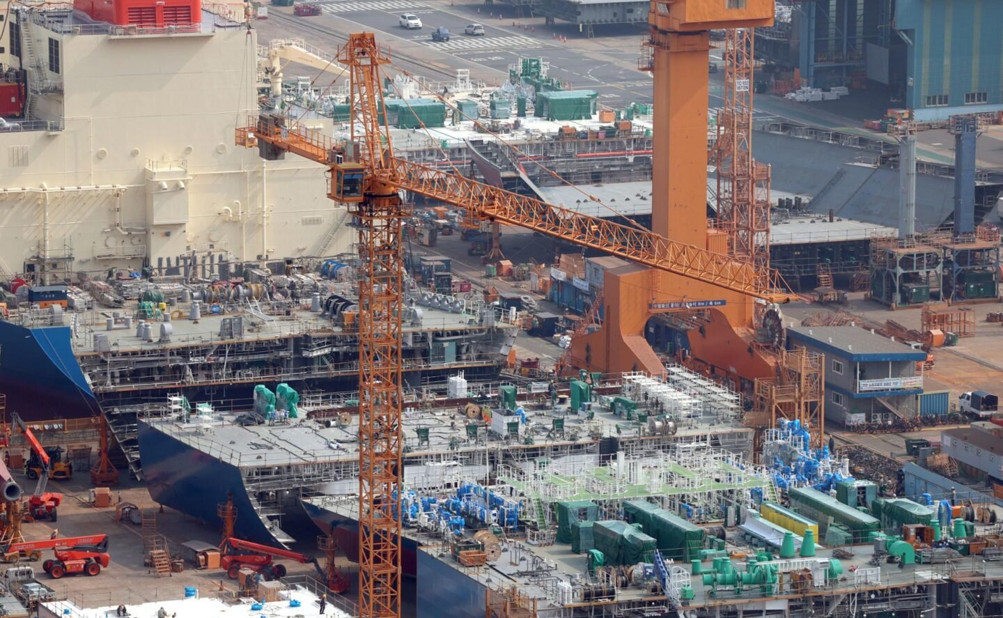 Korea, US sign MOU to advance shipbuilding cooperation