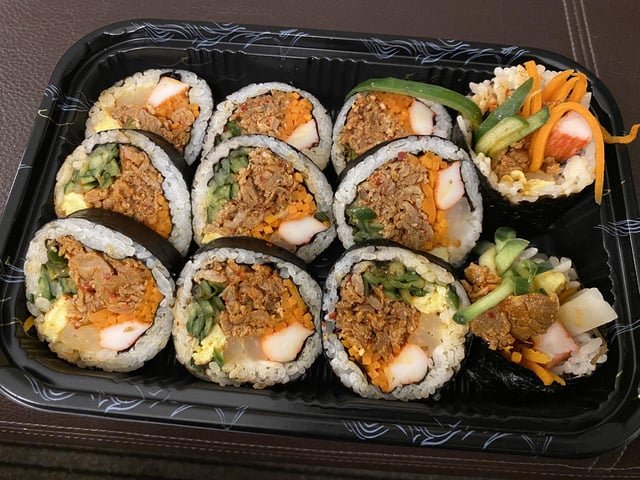 Spicy pork kimbap
