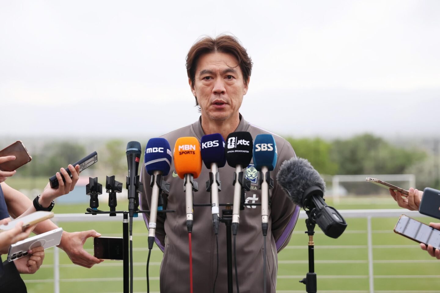 Nat’l football head coach ‘surprised’ by KFA chief’s resignation offer
